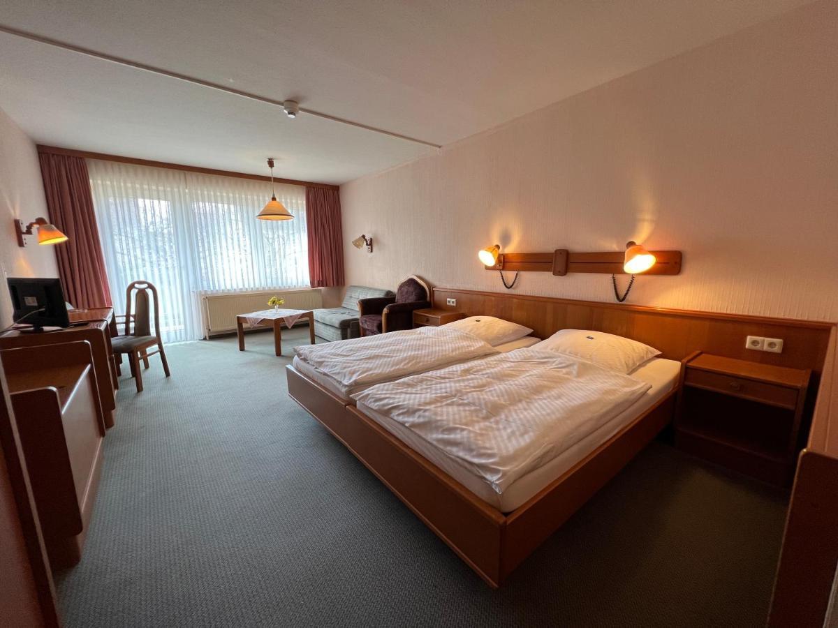 Hotel Am Stern Uelzen Exterior photo